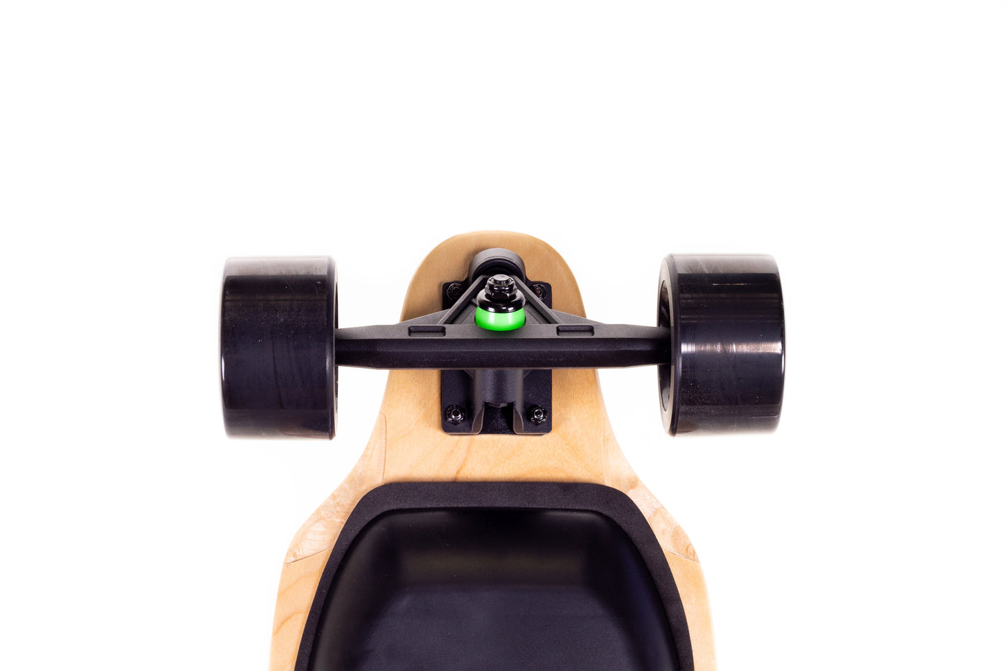 High quality, high performance electric skateboard with hub drive brushless motors and lithium ion battery technology.